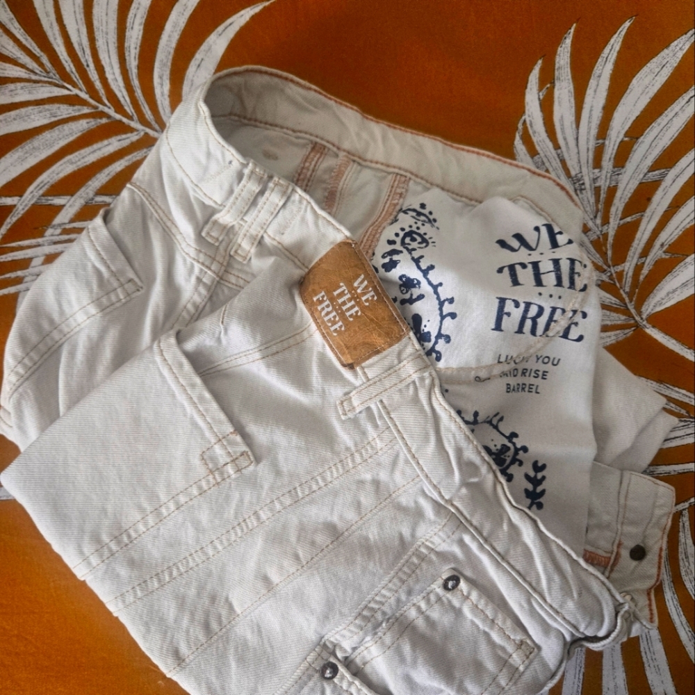 We the Free Good Luck Mid-Rise Barrel Jean
